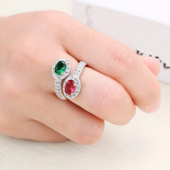 Ring with red and green stones. - Picture 2 of 4